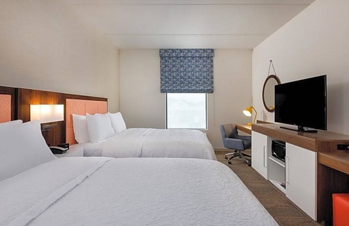 Baltimore Hotel | Hotel de 3 estrellas ∙ Hampton Inn Baltimore Bayview Campus