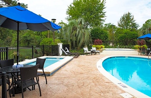 Kreole Hotel | Hotel de 2 estrellas ∙ Holiday Inn Express Pascagoula-Moss Point, an IHG Hotel