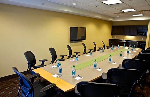 Dimondale Hotel | Hotel de 2 estrellas ∙ Holiday Inn Express Hotel & Suites Lansing-Dimondale, an IHG Hotel