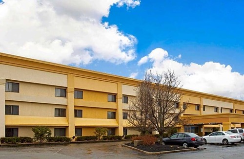 Auburn Hotel | Hotel de 2 estrellas ∙ La Quinta Inn by Wyndham Auburn Worcester