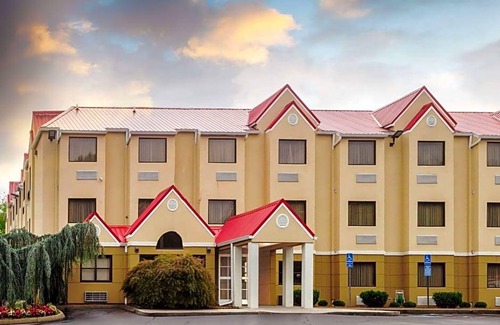 Ashley Oaks Hotel | Hotel de 2 estrellas ∙ Microtel Inn by Wyndham Knoxville