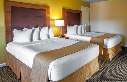 North Bend Hotel | Hotel de 3 estrellas ∙ Quality Inn & Suites at Coos Bay
