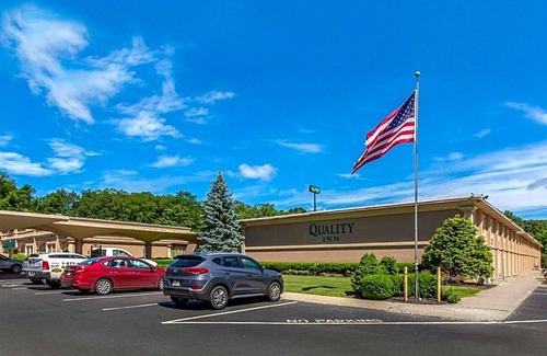 Ledgewood Hotel | Hotel de 2 estrellas ∙ Quality Inn Ledgewood - Dover