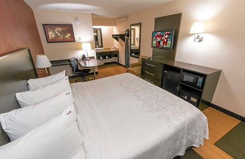 Willowbrook Hotel | Hotel de 3 estrellas ∙ Red Roof Inn PLUS Chicago - Willowbrook