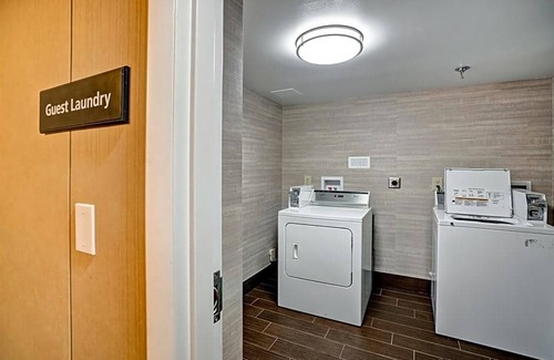 Fleet Hotel | Hotel de 3 estrellas ∙ Hampton Inn Norfolk-Naval Base
