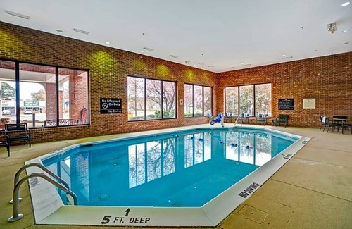 Fleet Hotel | Hotel de 3 estrellas ∙ Hampton Inn Norfolk-Naval Base