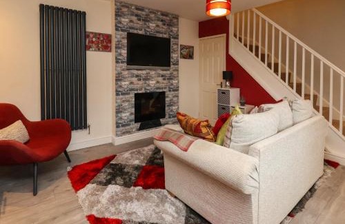 Gwersyllt Casa | 2 Stoneleigh Cottage