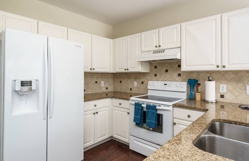 Cary Casa | Nuevo - Casa ubicada en el centro - Raleigh Durham Cary RDU