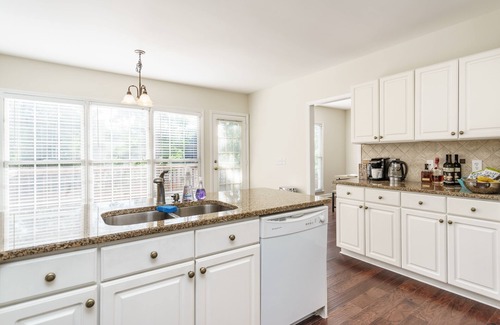 Cary Casa | Nuevo - Casa ubicada en el centro - Raleigh Durham Cary RDU