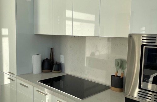 Church and Wellesley Condominio | 2 Story Condo - Private Rooftop Terrace & Elevator