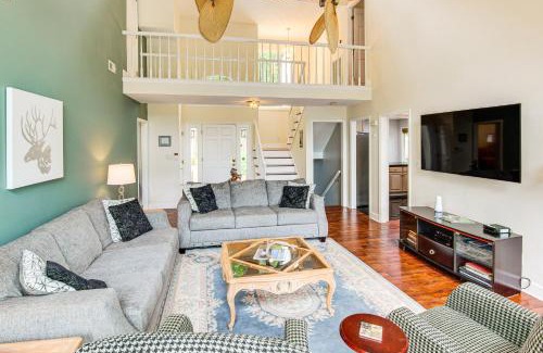 Garner Cove Casa | 2-Story Deck Waterfront Lake Lure Home!