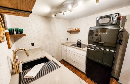 Newton Casa | 2 Story Historic Carriage House- Newly Remodeled.