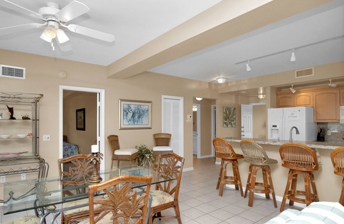 Coury Casa | 2 story home w/ 7 bedrooms,4 baths, private pool, 60ft of dockage, ample parking