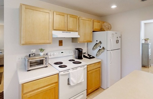 Sopchoppy Casa | 2-story riverfront home with great views, wraparound decks, dock, kayaks & canoe