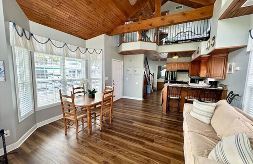Sloans Valley Alquiler De Eote | 2 Story Stationary- Lee’s Ford Marina