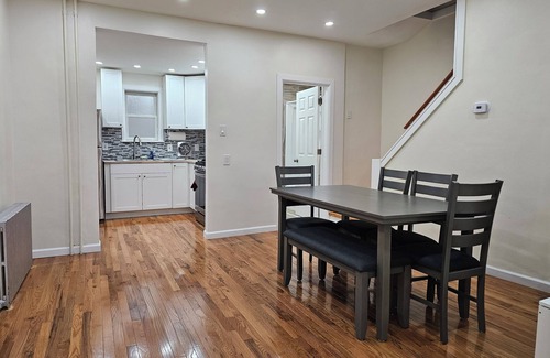 Wilkes-Barre Casa | 2 Suite 2 Be 1 bedroom