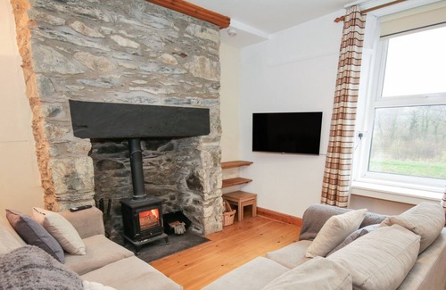 Trefriw Cabaña | 2 TAN Y FEDW, pet friendly, country holiday cottage in Trefriw