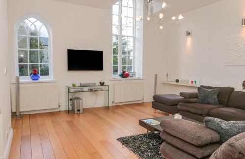 Embleton Casa | 2 The Reformed Church