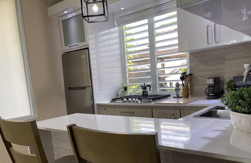 Playa Fortuna Casa | 2-Unit-1 Price! Family/Group Bundle# Heart of Luquillo Beach House #Free Parking