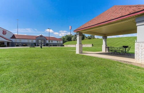 Pittsburg Apartamento | 2 Units Close to Levi Jackson Wilderness Road State Park! with Free Parking!