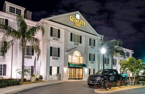 Interchange Square Hotel | Hotel de 2 estrellas ∙ Quality Inn Palm Bay - Melbourne I-95