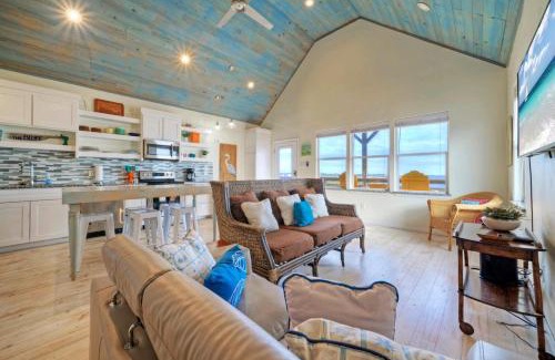 Flour Bluff Casa | 2 Waterfront Homes w Views Pool Boat Dock Laguna Village Oasis by AvantStay