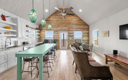 Flour Bluff Casa | 2 Waterfront Homes w Views Pool Boat Dock Laguna Village Oasis by AvantStay