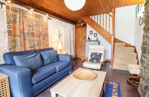 Manod Cabaña | 2 Waterloo Cottage, BLAENAU FFESTINIOG