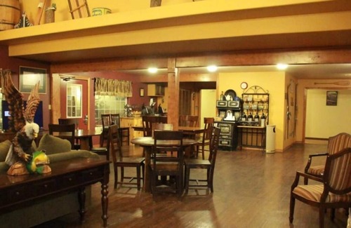 Kellogg Casa | 2 x Non-Smoking Queens Accommodations at FairBridge Inn & Suites Kellogg