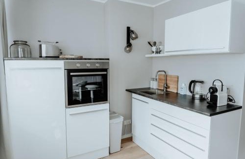 Innenstadtring Apartamento | 2-Zimmer City Apartment 57m² mit King Size Bett und Küche