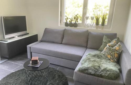 Triesenberg Apartamento | 2-Zimmer Ferienwohnung an ruhiger Lage