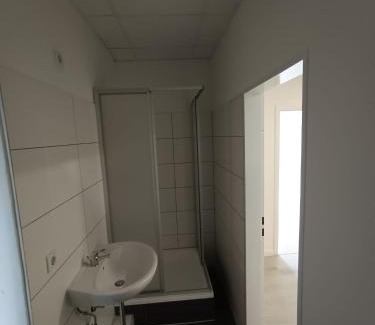 Neumuenster Apartamento | 2 Zimmer Unterkunft in Zentraler Lage Wasbeker Str
