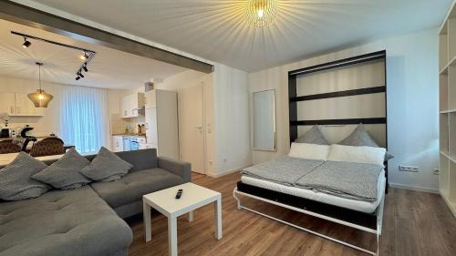 Muehlacker Apartamento | 2-Zimmer-Wohnung-Küche-Bad-Terrasse, Bahnhofsnähe