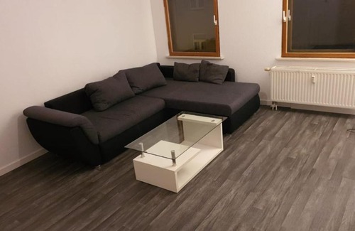 Giebichenstein Apartamento | 2 Zimmer Wohnung neben der Burg