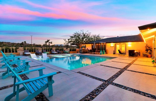 Joshua Tree Casa | 20 Acre Joshua Tree Pool/Spa Home Game Room/Bball Court