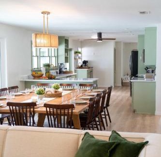 Anona Casa | 20 Guests Pool Luxe Gym Sauna Pickleball