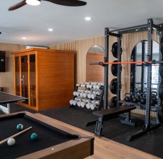 Anona Casa | 20 Guests Pool Luxe Gym Sauna Pickleball