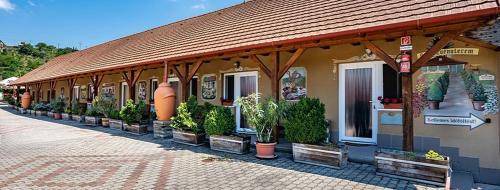 Tatabanya Cama Y Desayuno | 20 m² Bed & Breakfast ∙ 4 huéspedes