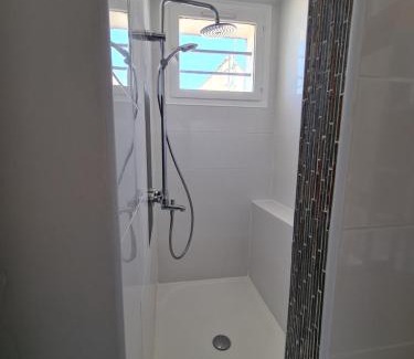 Thorigny-sur-Marne Apartamento | 20 min de Disneyland - 4 chambres - 30 min Paris