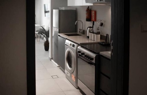 Sharjah Apartamento | 20 Mins drive to Dubai International Airport