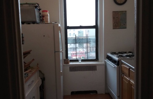 Soundview Apartamento | 20 mins to Downtown NYC ~ 1 Double Bedroom