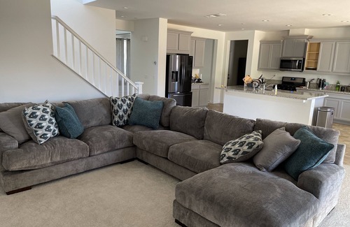 Menifee Casa | 20 Minutes from Pechanga Casino** Menifee, CA. 6 bedrooms 5 bathroom House