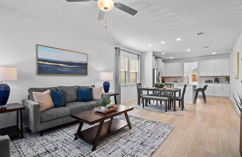 Hutto Casa | 20 minutes to Samsung Plant