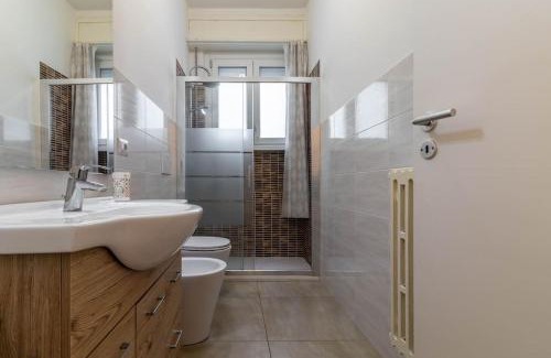 Rondo - Torretta Apartamento | [20 minuti dal Duomo] Milano Smart Apartment