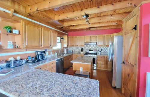 Dandridge Cabina | 20% Off Book By 8/31 Lake & Mountain View, Hot Tub