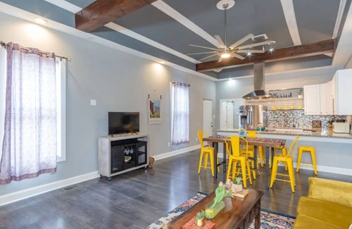 Smoketown Jackson Casa | 20% OFF! Luxury 3BR on the Bourbon Trail–Sleeps10