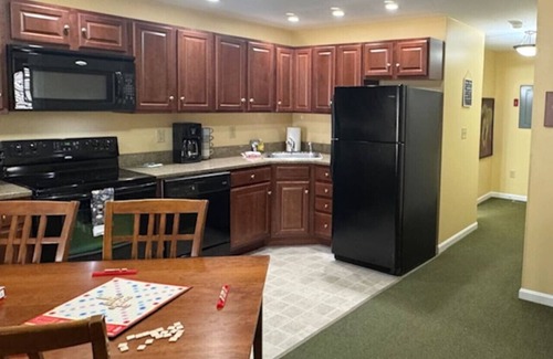 Francestown Casa | 20% Sale April/May NH Condo Unit 4G