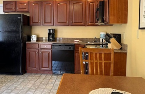 Francestown Casa | 20% Sale April/May NH Condo Unit 2B