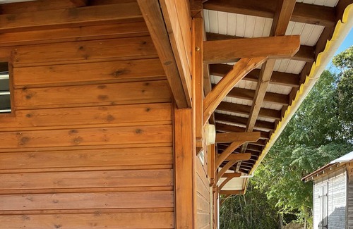 Marie-Galante Casa | 200 m from the beach traditional wooden house Pleasant house for four people