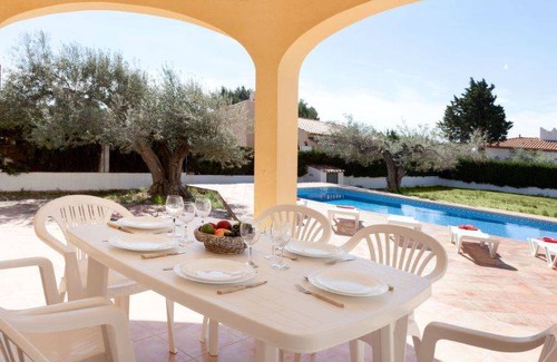 L'Ametlla de Mar Casa | 200 m² Casa ∙ 5 habitaciones ∙ 11 personas
